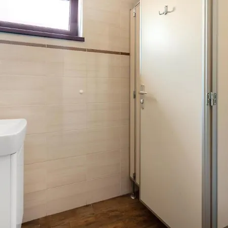 Chata Bukvica, Penzion *