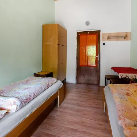 Chata Bukvica, Penzion *