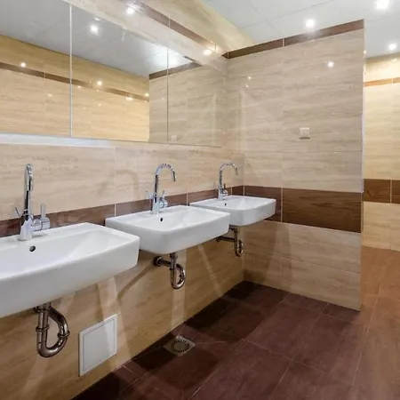 Chata Bukvica, Penzion Rencisov